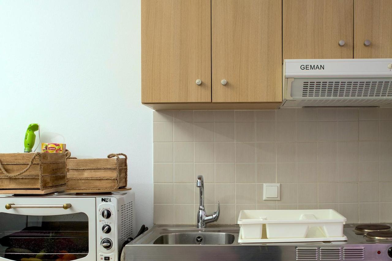 Warm Studio Apartment In Heraklion Exteriör bild