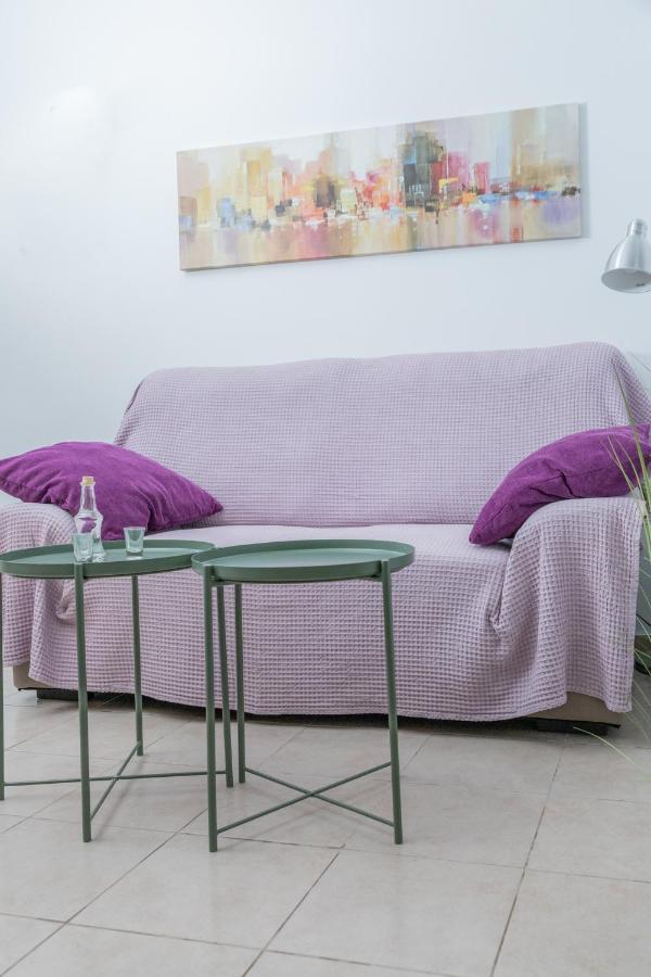Warm Studio Apartment In Heraklion Exteriör bild